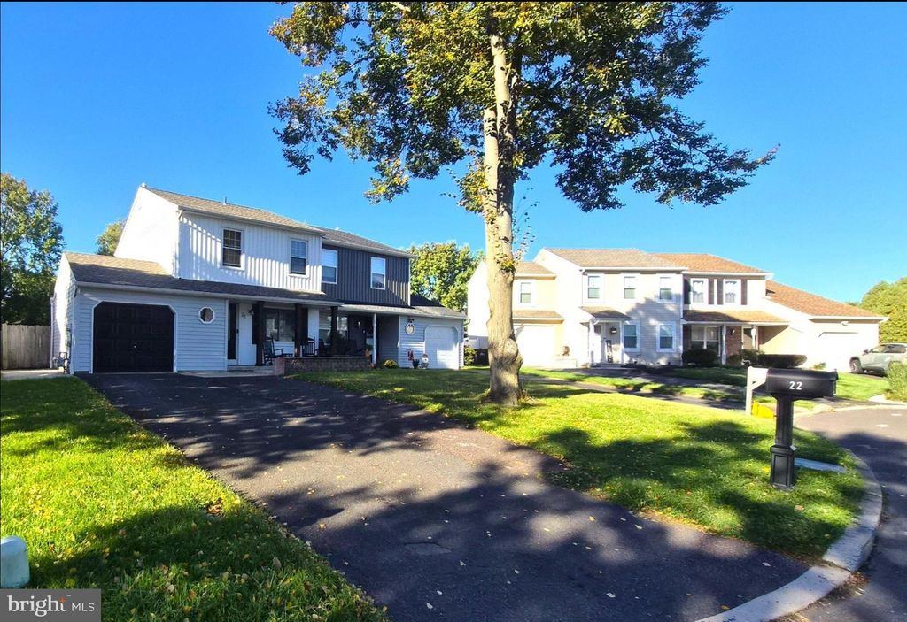 22 CURRY, HORSHAM, PA 19044 — photo 2
