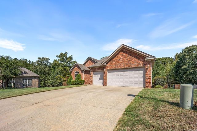 2000 Glenn Arbor Court, Sherwood, AR 72120