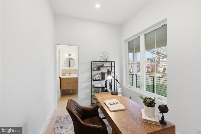 1237 FRANKLIN ST NE, Washington, DC 20017