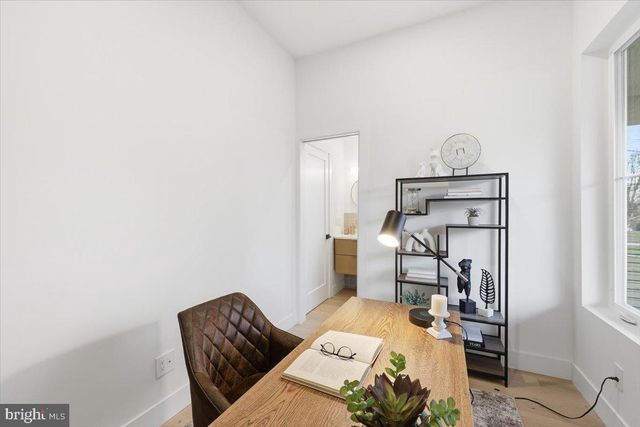 1237 FRANKLIN ST NE, Washington, DC 20017