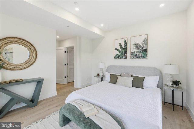 1237 FRANKLIN ST NE, Washington, DC 20017