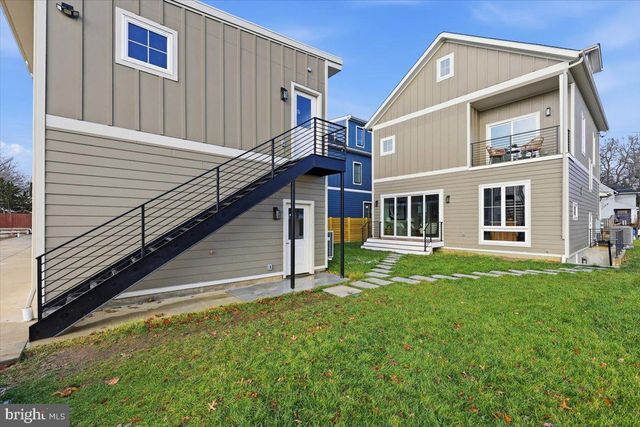 1237 FRANKLIN ST NE, Washington, DC 20017