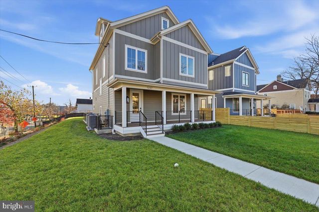 1237 FRANKLIN ST NE, Washington, DC 20017