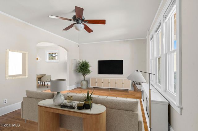 49 Oakwood Street, Albany, NY 12208