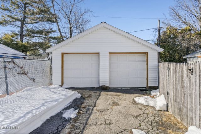 49 Oakwood Street, Albany, NY 12208