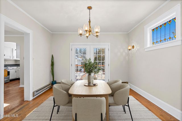 49 Oakwood Street, Albany, NY 12208