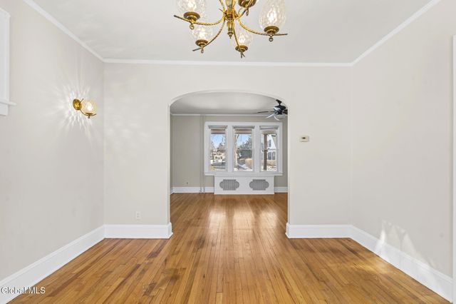 49 Oakwood Street, Albany, NY 12208