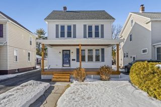 49 Oakwood Street, Albany, NY 12208