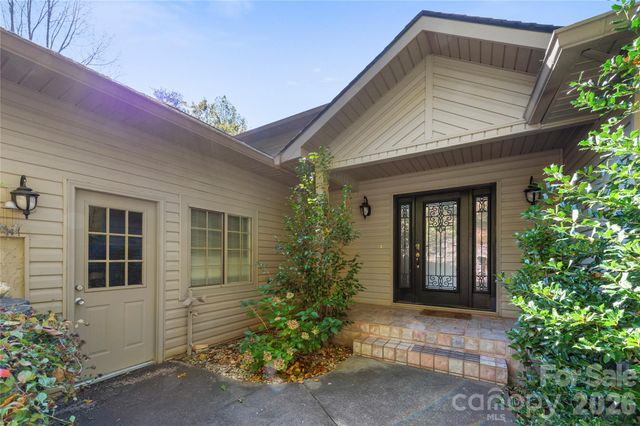 108 June Court, Lake Lure, NC 28746