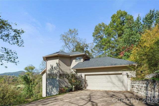 108 June Court, Lake Lure, NC 28746