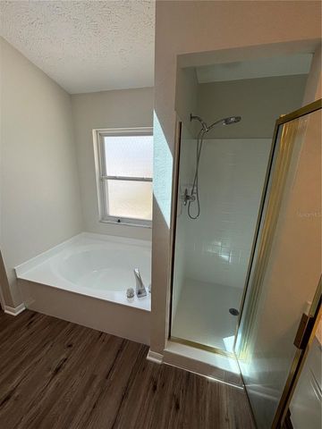 1435 BUCKNER ROAD, Valrico, FL 33596