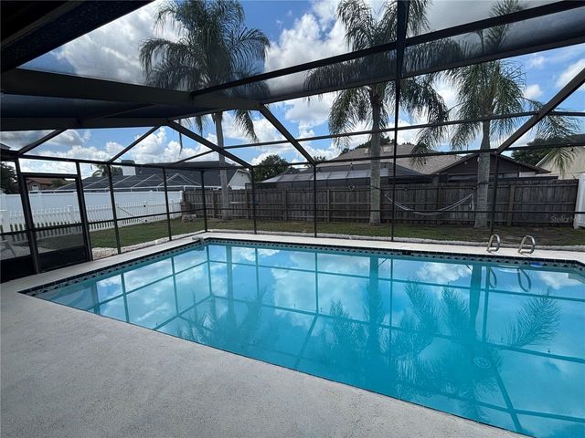 1435 BUCKNER ROAD, Valrico, FL 33596
