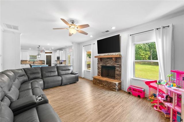 13 Four Feathers Lane, Rydal, GA 30171