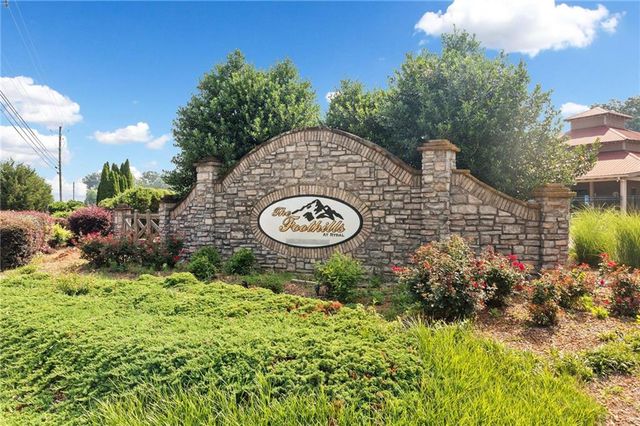 13 Four Feathers Lane, Rydal, GA 30171