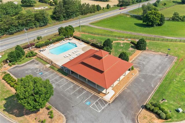 13 Four Feathers Lane, Rydal, GA 30171