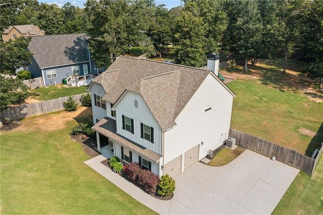 13 Four Feathers Lane, Rydal, GA 30171