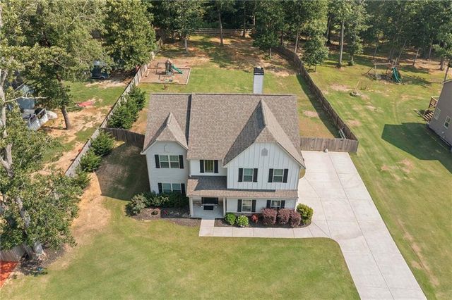 13 Four Feathers Lane, Rydal, GA 30171