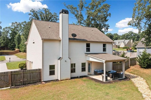 13 Four Feathers Lane, Rydal, GA 30171