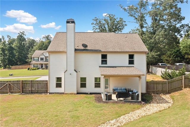 13 Four Feathers Lane, Rydal, GA 30171