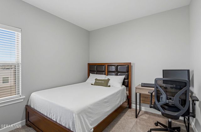 955 YELDON Place, El Paso, TX 79928