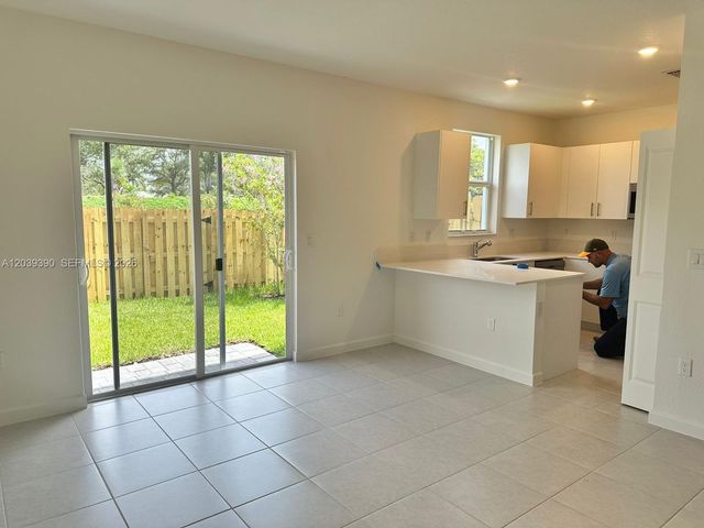 11965 NW 47th Manor, Coral Springs, FL 33076