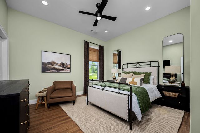 2022 COUNTRY CLUB DRIVE, Tullahoma, TN 37388