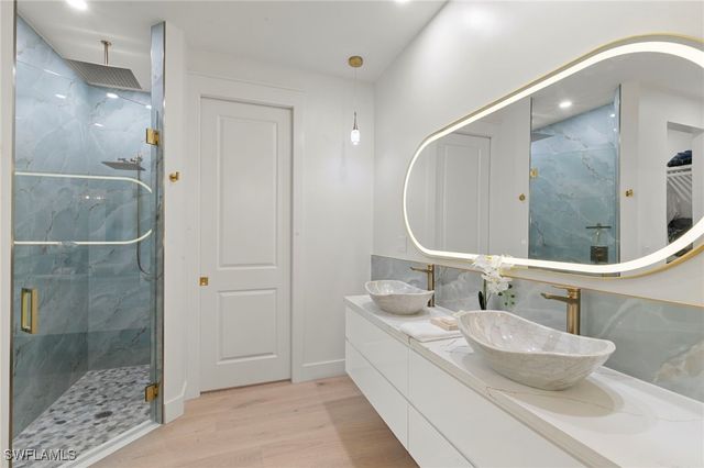 1794 Holiday LN, Naples, FL 34104