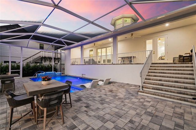 1794 Holiday LN, Naples, FL 34104