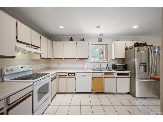 29775 Woods Dr, Evergreen, CO 80439