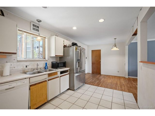 29775 Woods Dr, Evergreen, CO 80439