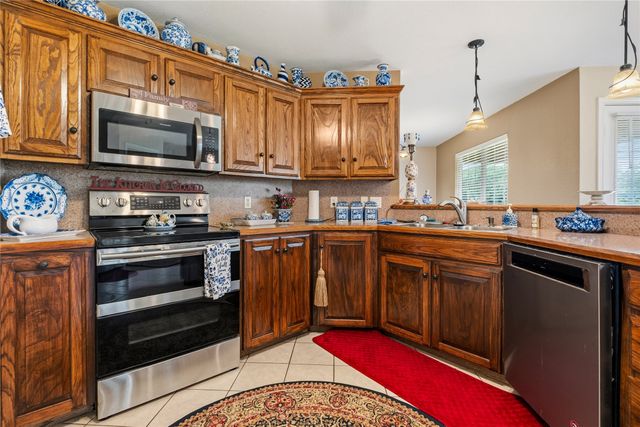 786 Vz County Road 1803, Grand Saline, TX 75140