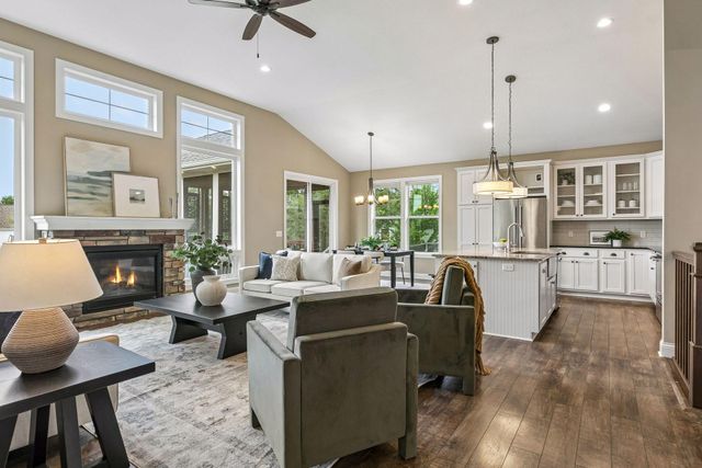 6 Promise Boulevard, Hudson, WI 54016