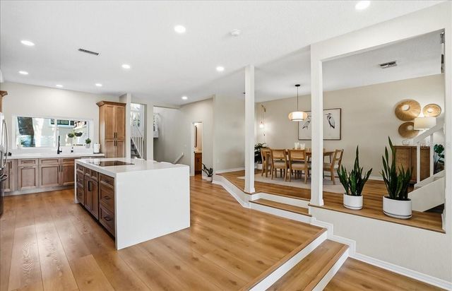 487 PINELLAS BAYWAY S 107, Tierra Verde, FL 33715