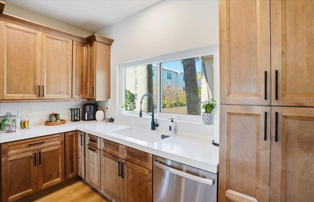 487 PINELLAS BAYWAY S 107, Tierra Verde, FL 33715