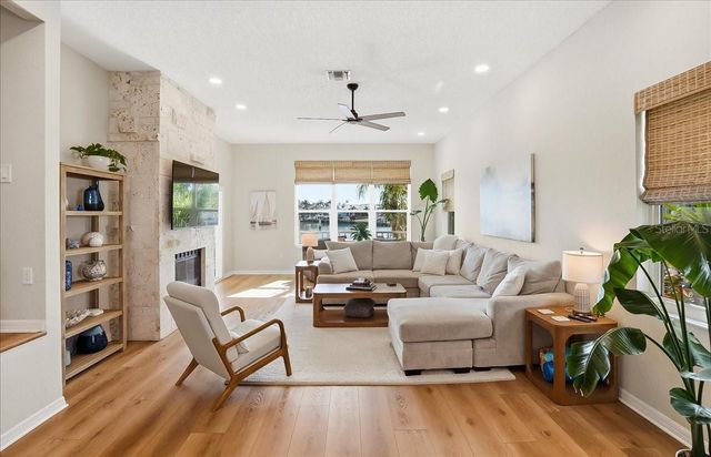 487 PINELLAS BAYWAY S 107, Tierra Verde, FL 33715