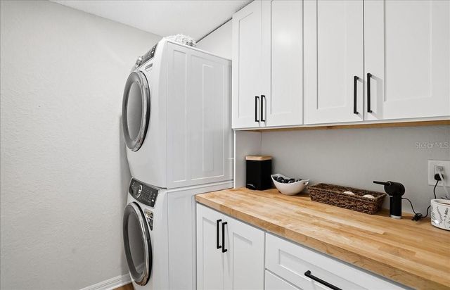 487 PINELLAS BAYWAY S 107, Tierra Verde, FL 33715