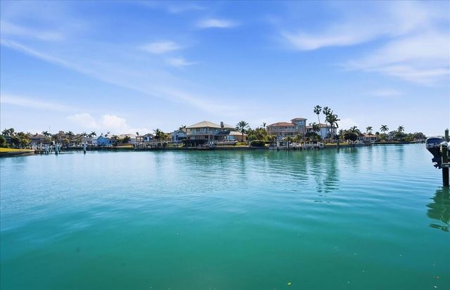 487 PINELLAS BAYWAY S 107, Tierra Verde, FL 33715