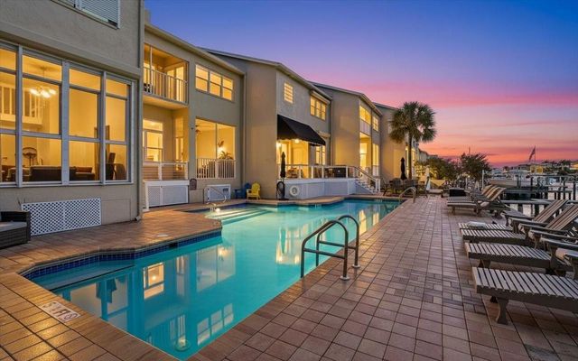 487 PINELLAS BAYWAY S 107, Tierra Verde, FL 33715