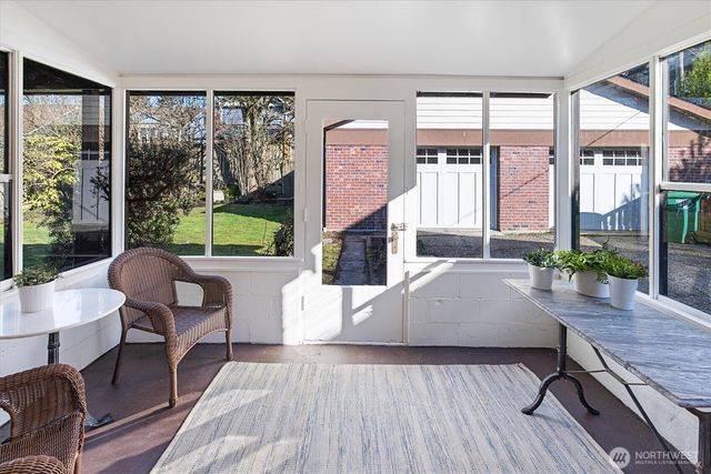 7314 16th Avenue NE, Seattle, WA 98115