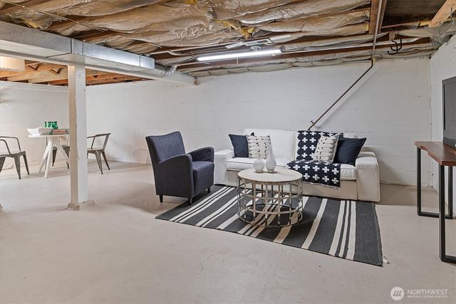 7314 16th Avenue NE, Seattle, WA 98115