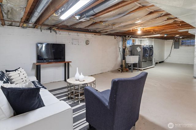 7314 16th Avenue NE, Seattle, WA 98115