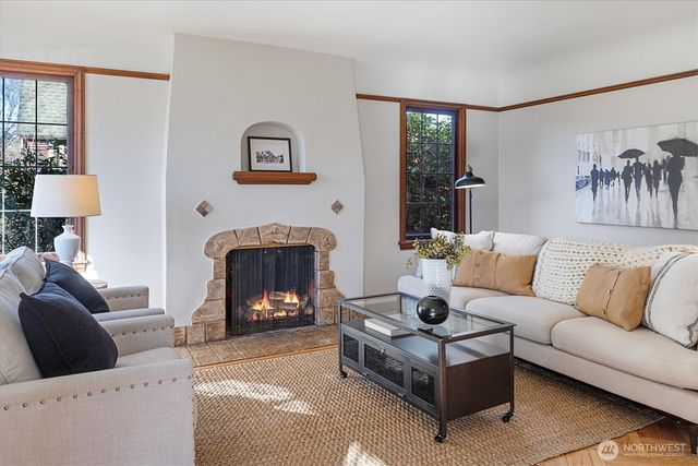 7314 16th Avenue NE, Seattle, WA 98115