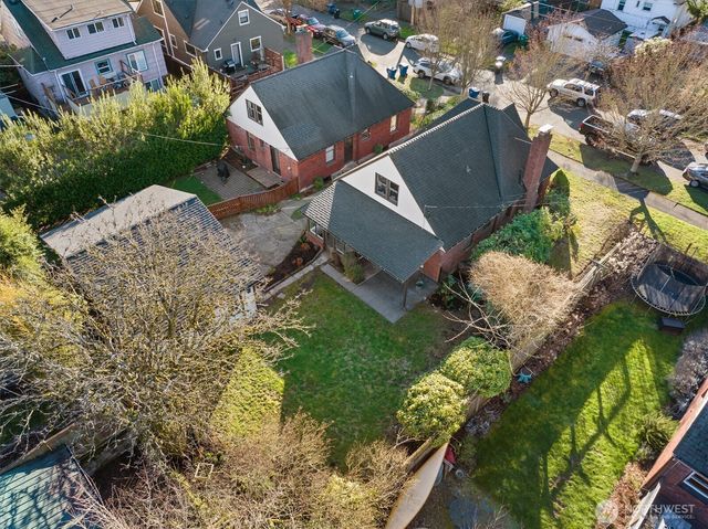 7314 16th Avenue NE, Seattle, WA 98115