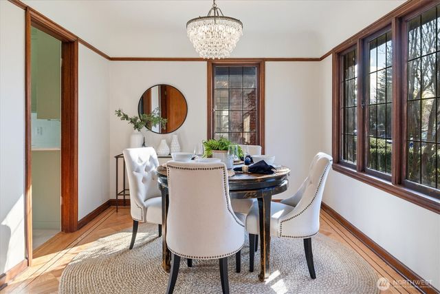 7314 16th Avenue NE, Seattle, WA 98115