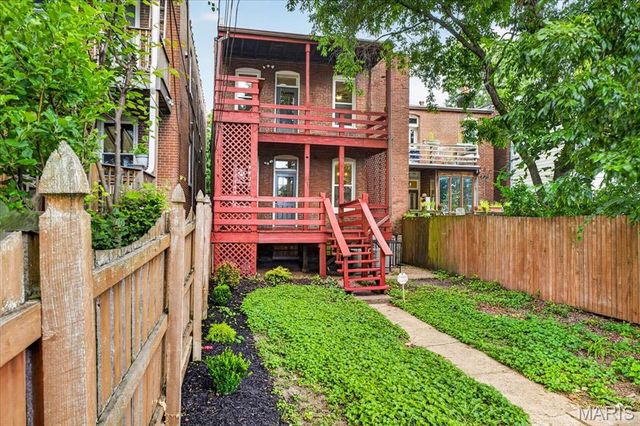 4444 Arco Avenue, St Louis, MO 63110