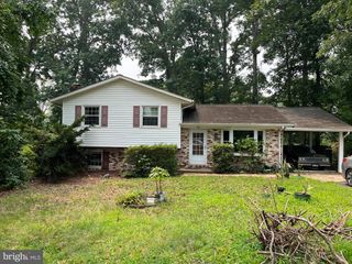 410 MORNINGSIDE DR, Fredericksburg, VA 22401