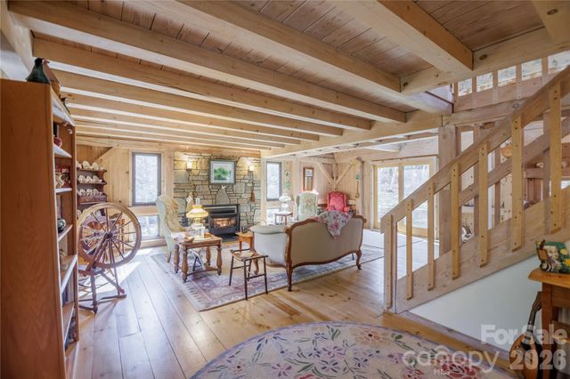 70 Aberdeen Lane, Pisgah Forest, NC 28768