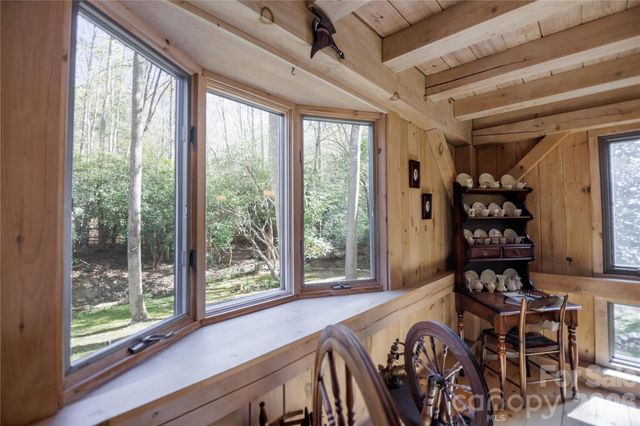 70 Aberdeen Lane, Pisgah Forest, NC 28768