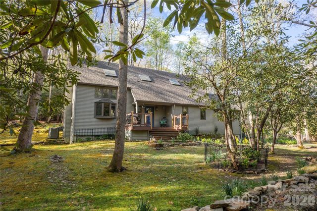 70 Aberdeen Lane, Pisgah Forest, NC 28768