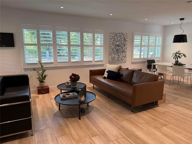 631 Santurce Ave, Coral Gables, FL 33143